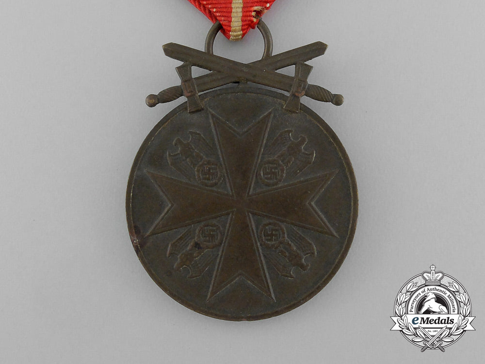 a_german_eagle_order_merit_medal_with_swords_by_the_official_viennese_state_mint_e_6394