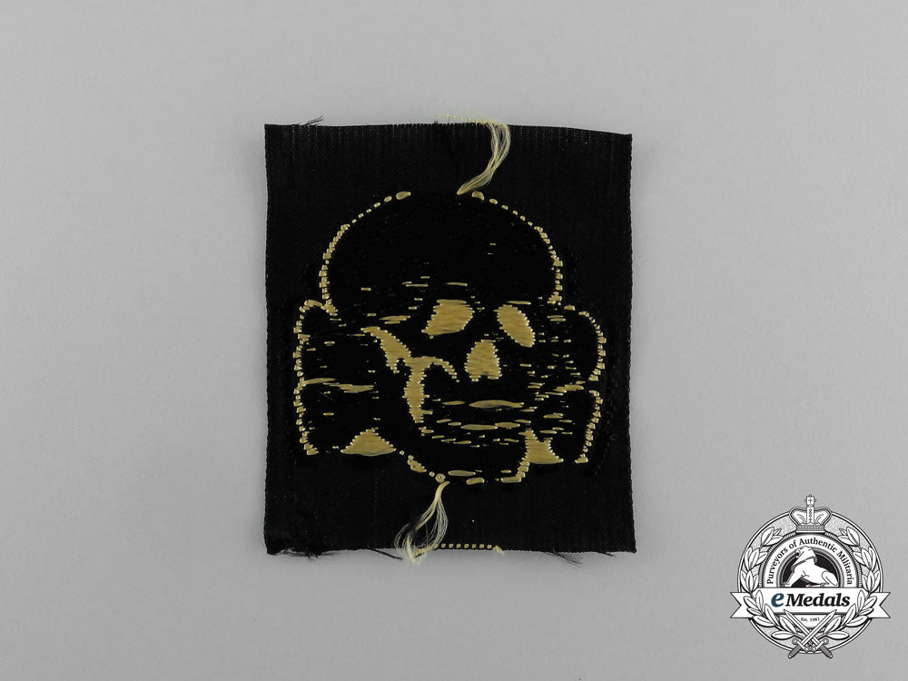 a_mint_and_unissued_scarce_waffen-_ss_em/_nco’s_tropical_cap_skull_e_6435_2
