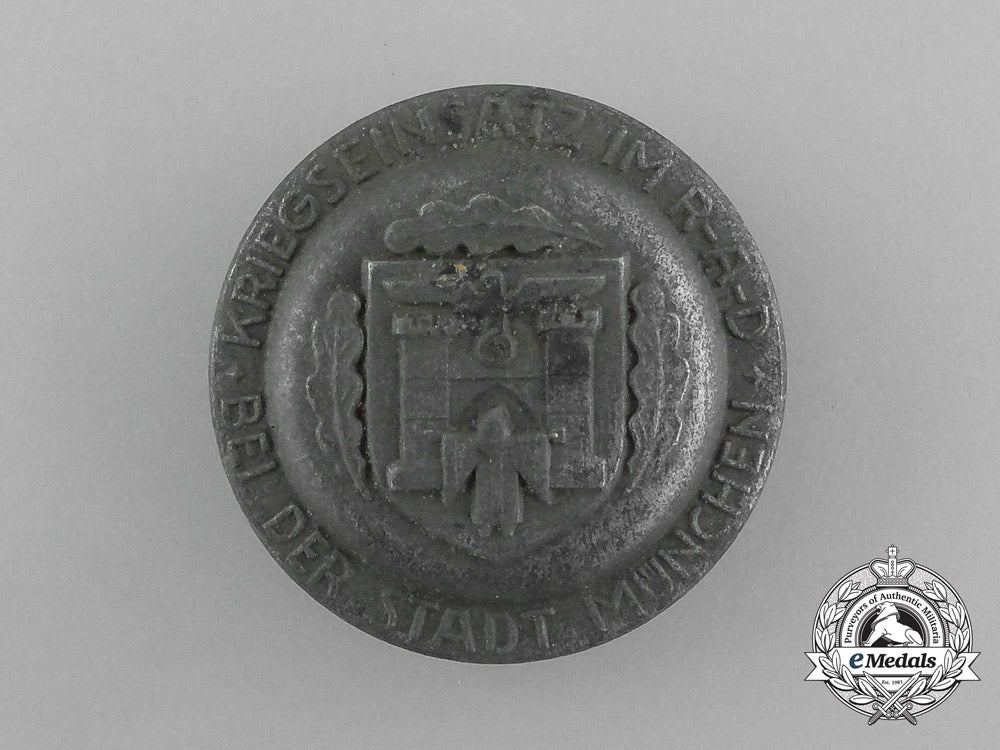 a_unique“_war_effort_in_the_rad_in_munich”_badge_by_carl_poellath_e_6739