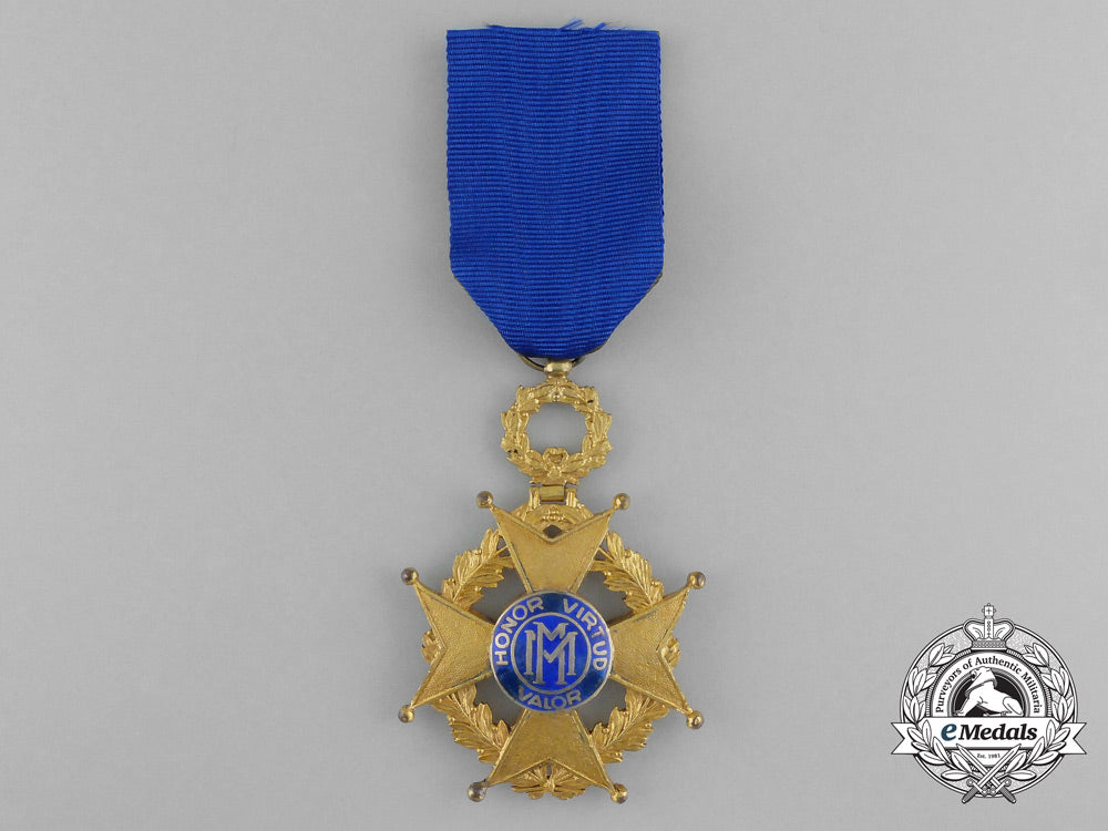 a_cuban_order_of_military_merit;4_th_class_knight_for_ncos_and_enlisted_men_e_6832_1_1