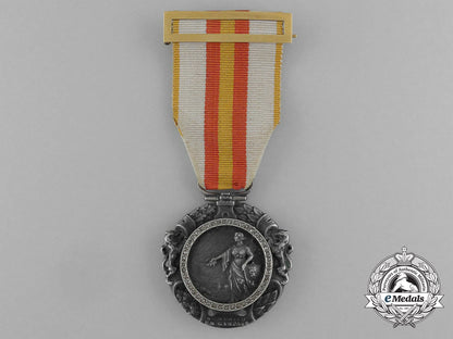 spain._a_rare_military_medal_with_diamonds,_generals_issue_e_7027