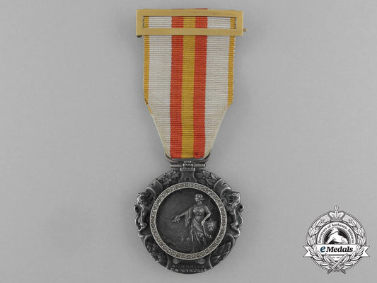 spain._a_rare_military_medal_with_diamonds,_generals_issue_e_7027