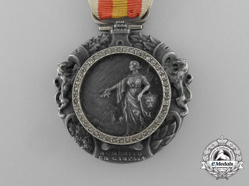 spain._a_rare_military_medal_with_diamonds,_generals_issue_e_7028