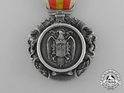 spain._a_rare_military_medal_with_diamonds,_generals_issue_e_7029
