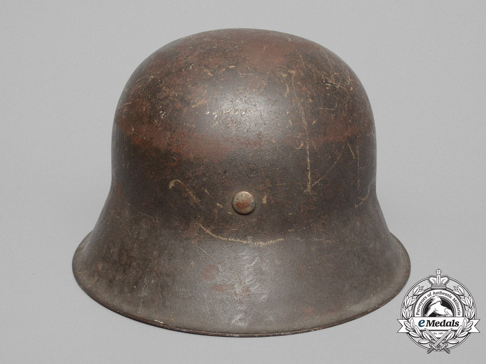 a_single_decal_m42_wehrmacht_heer(_army)_stahlhelm_by_vereinigte_deutsche_nickelwerke_e_7129