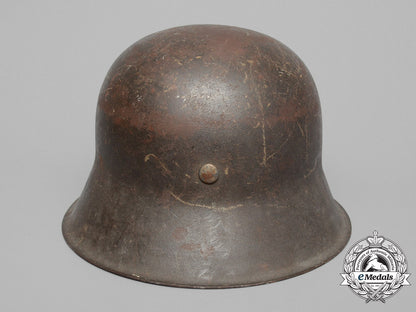 a_single_decal_m42_wehrmacht_heer(_army)_stahlhelm_by_vereinigte_deutsche_nickelwerke_e_7129
