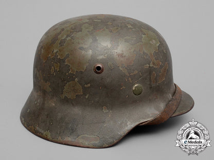 a_single_decal_m35_wehrmacht_heer(_army)_stahlhelm_by_vereinigte_deutsche_nickelwerke_e_7138