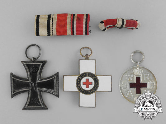 a_german_non-_combatant’s_iron_cross1914_second_class&_red_cross_grouping_e_7239