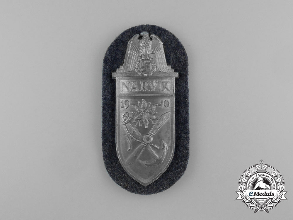 a_mint_luftwaffe_issue_narvik_campaign_shield_e_7386