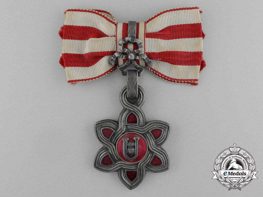 croatia._a_very_rare_croatian_order_of_merit;_lady's(_moslem)_version_e_7449