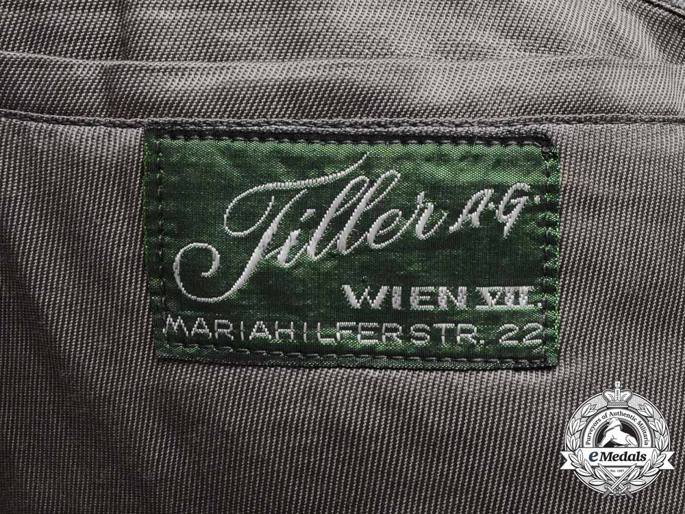 a_field_grey_waffen-_ss_sturmführer_medical_officer's_tunic_e_7682
