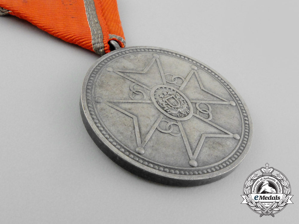 a_latvian_cross_of_recognition;_silver_grade_medal_e_7925