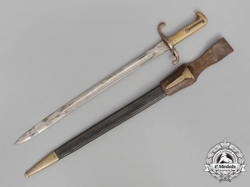 a_franco-_prussian_war_saxon_enlisted_man's_belt_with_buckle_and_m1871_bayonet_e_8206_1