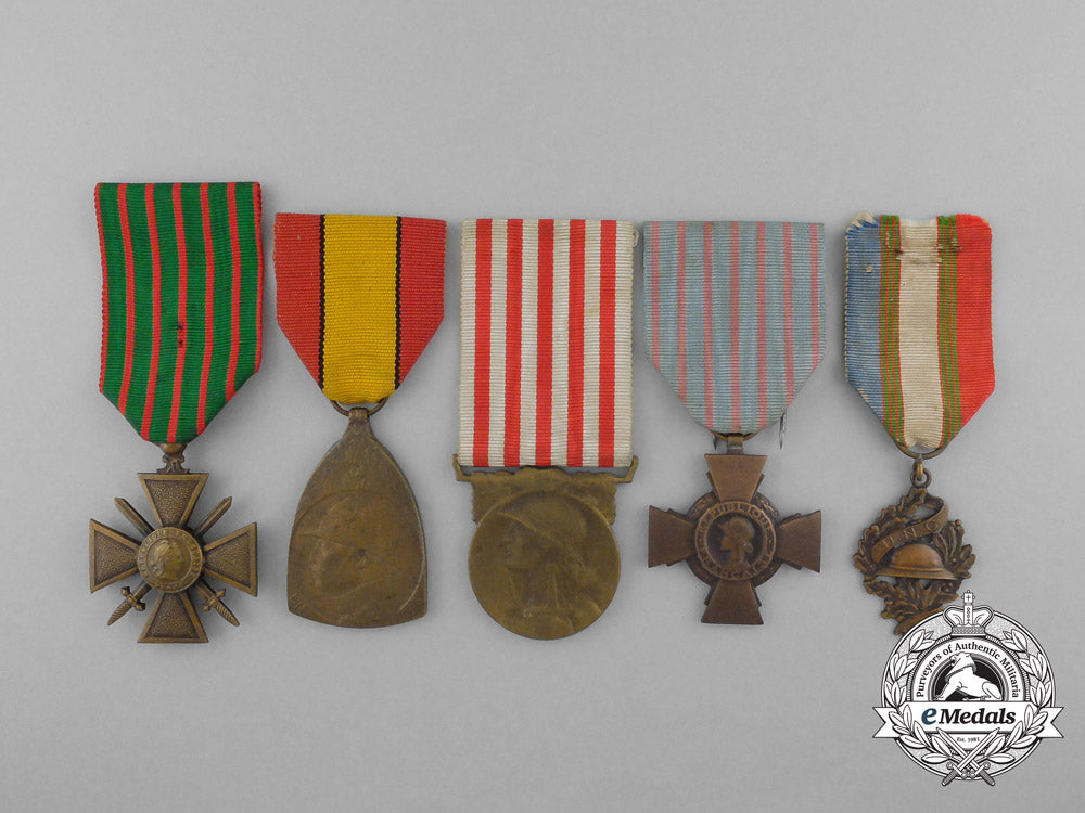 a_lot_of_french&_belgian_medals_and_insignia_e_8485