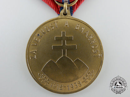 a_slovakian_commemorative_medal_for_loyalty_and_defence_capacity1918-1938_e_880