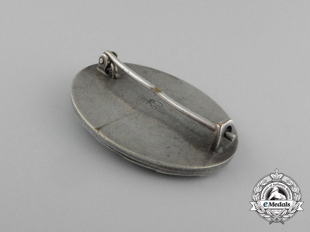 an_early_silver_grade_wound_badge_by_the_official_mint_of_vienna_e_982_1