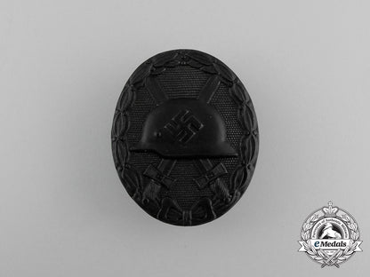 a_mint_black_grade_wound_badge_by_the_official_mint_of_vienna_e_984_1