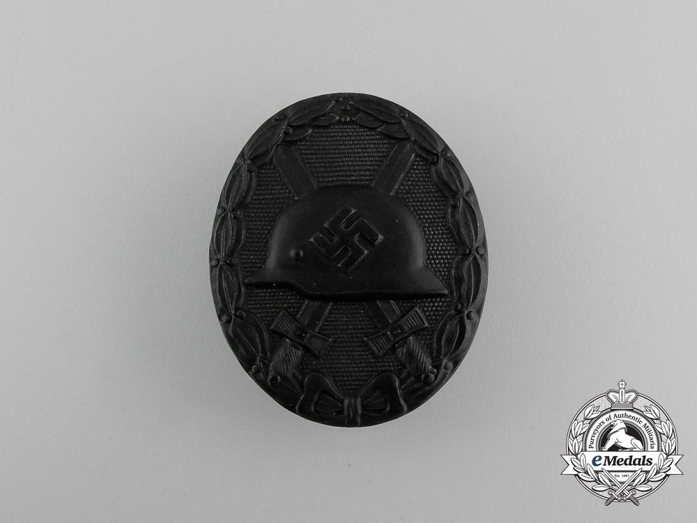 a_mint_black_grade_wound_badge_by_the_official_mint_of_vienna_e_984_1