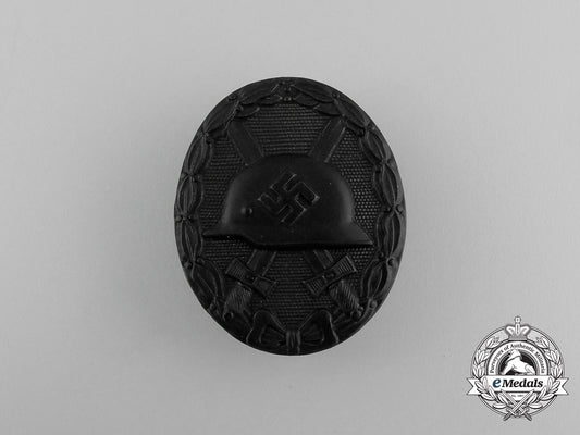 a_mint_black_grade_wound_badge_by_the_official_mint_of_vienna_e_984_1