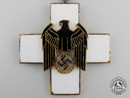 a_german_social_welfare_decoration;_first_class_cross_em18c