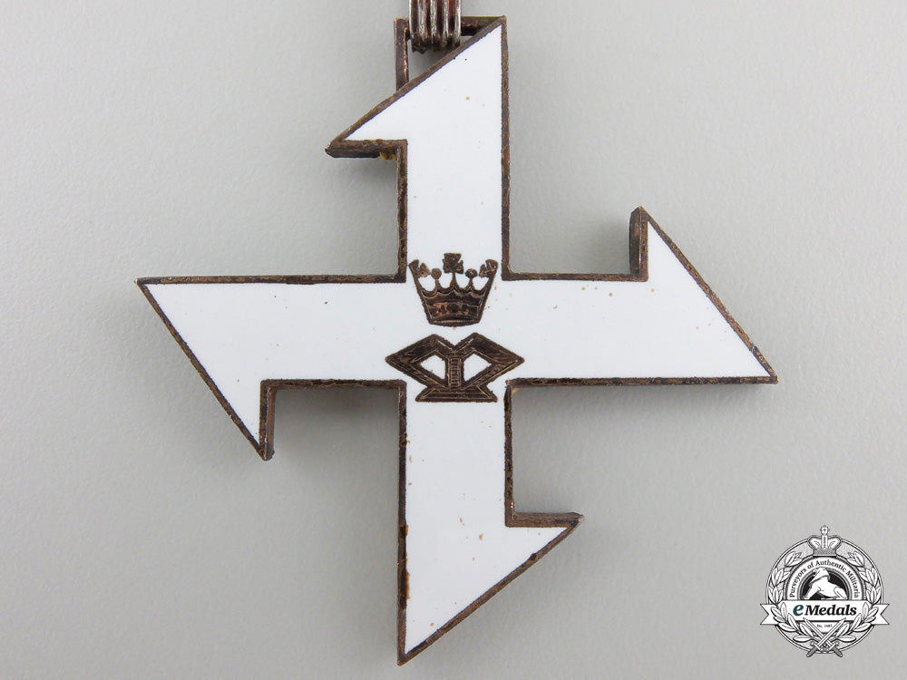 romania,_kingdom._an_order_of_the_cross_of_queen_marie,_i_class_em220c_1