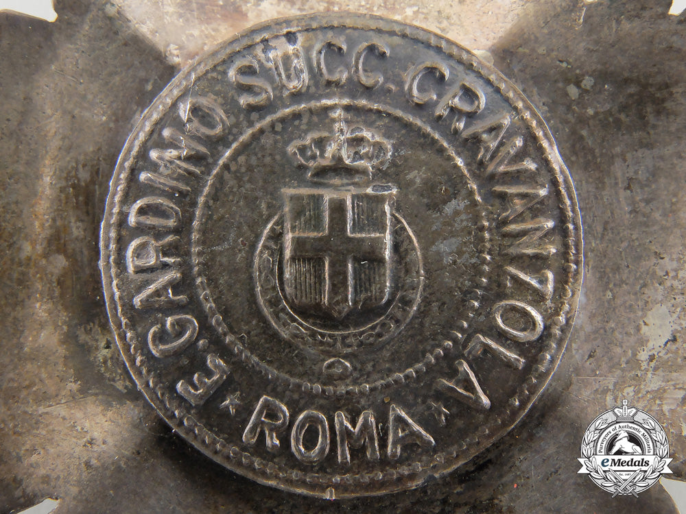 italy._an_order_of_the_roman_eagle,_grand_officer's_star_with_swords,_c.1942_em27d_1_1_1