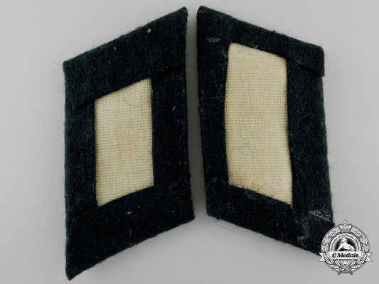 a_pair_of_army_armored_units_officer’s_collar_tabs_em30b