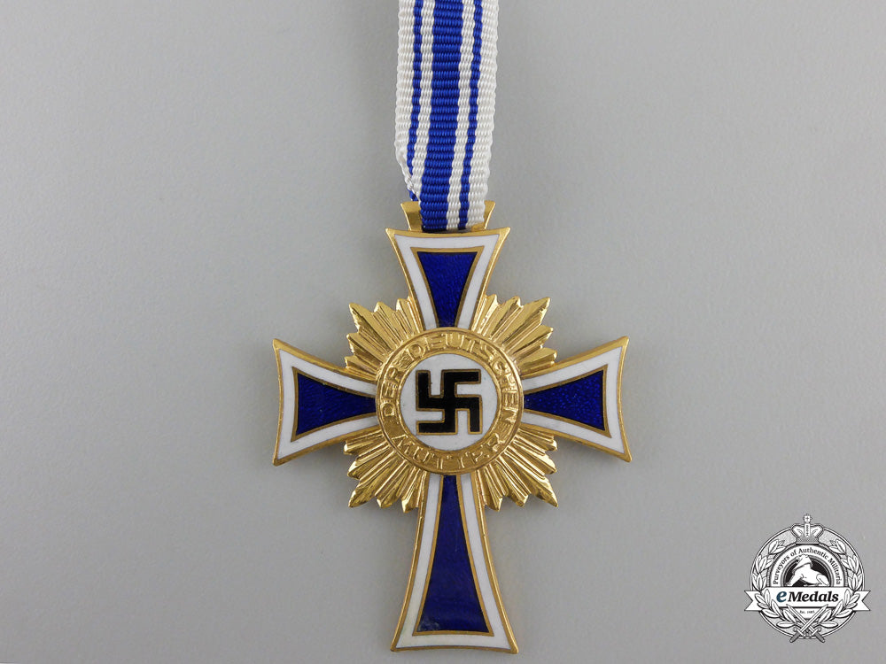 a_german_mother's_cross;_gold_grade_em59a