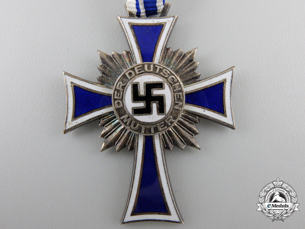 a_german_mother's_cross;_silver_grade_em60b