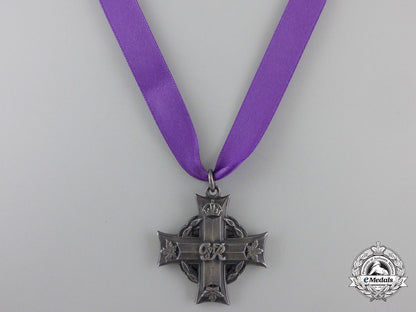 a_memorial_cross_to_american_pilot_hanan;_lost_over_holland1943_em66a