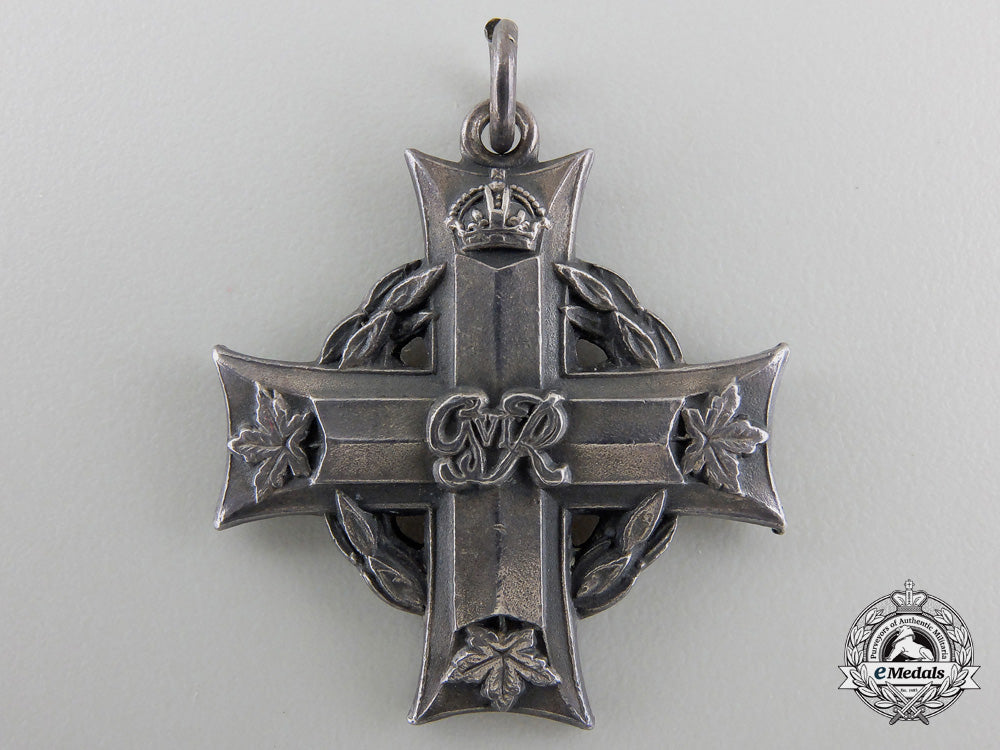a_memorial_cross_to_american_pilot_hanan;_lost_over_holland1943_em66b