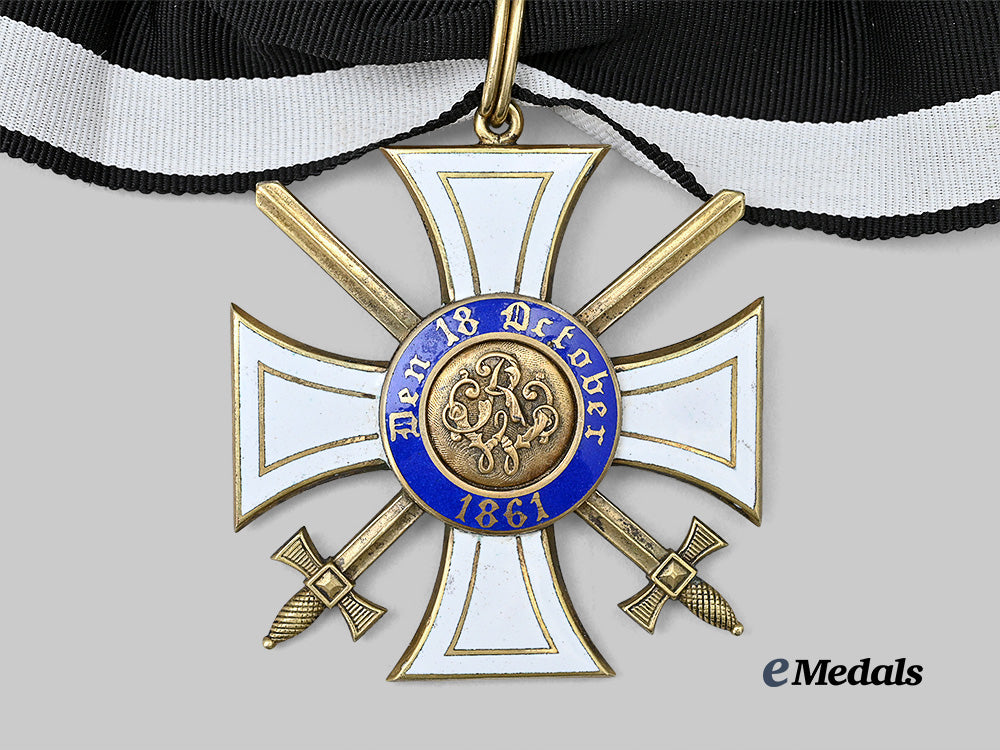 prussia,_kingdom._an_order_of_the_crown,_i_i_class_cross_with_swords,_c.1917_e_medals__g62842_5