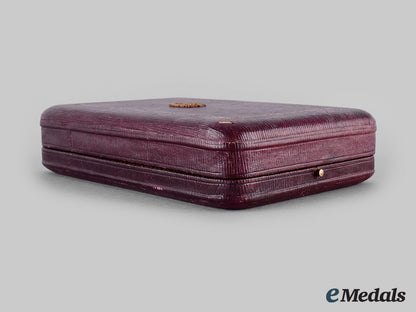 spain,_facisist_period._a_medal_for_sport_merit,_ii_class_silver_medal_with_case,_by_cejalvo,_c.1955__emd0110_m20_01737_1_1