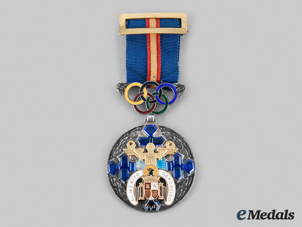 spain,_facisist_period._a_medal_for_sport_merit,_ii_class_silver_medal_with_case,_by_cejalvo,_c.1955__emd0119_m20_01732_1_1