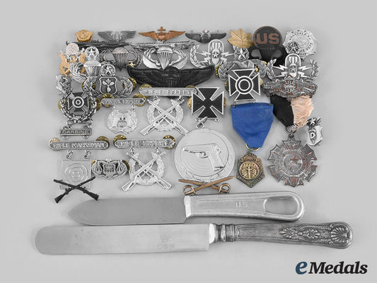 united_states._a_lot_of_thirty-_six_air_force,_army,_navy,_marine_corps,_fire,_masonic_items__emd0229_m20_01762_1