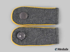 Germany, Heer. A Set Of Cavalry/Reconnaissance Enlisted Shoulder Straps