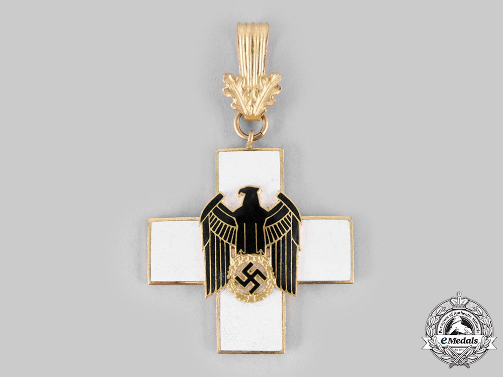 germany,_third_reich._a_social_welfare_decoration,_i_class,_by_godet__emd0775_c20_01577_1_1