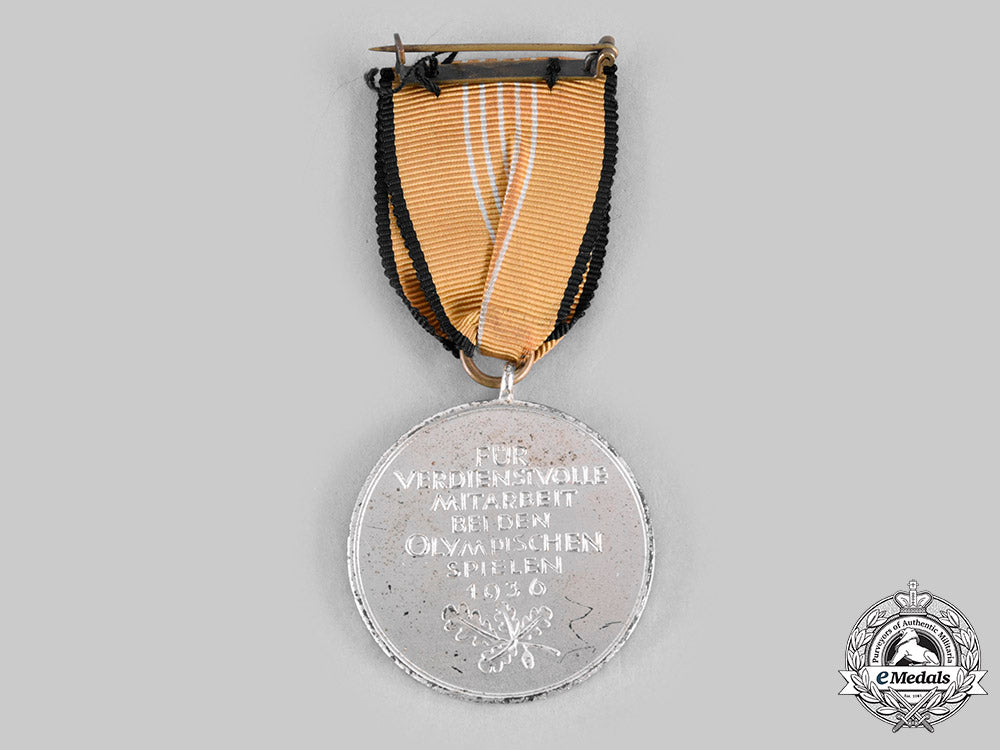 germany,_third_reich._a1936_berlin_summer_olympic_games_medal,_with_case__emd1189_c20_01654