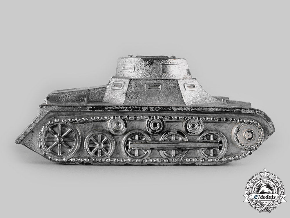 germany,_wehrmacht._a_großborn_barracks_commemorative_panzer_i_model_tank__emd1397_c20_01672