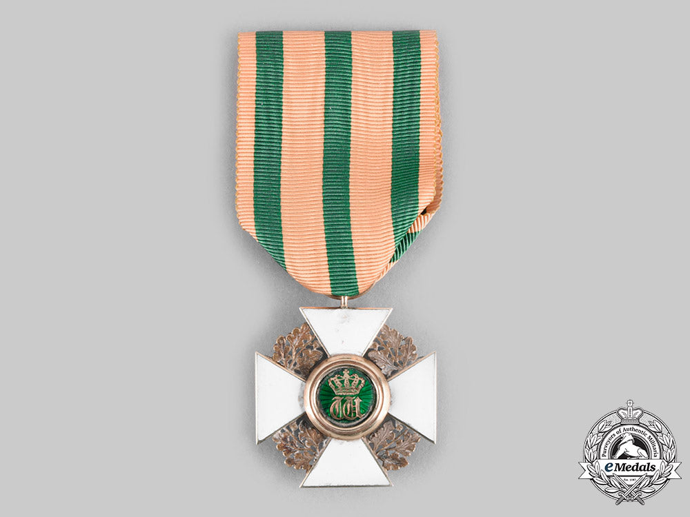 luxembourg,_kingdom._an_order_of_the_oak_crown,_officer’s_cross_in_gold_by_lemaitre,_c.1890__emd1750_c20_02189_1_1_1