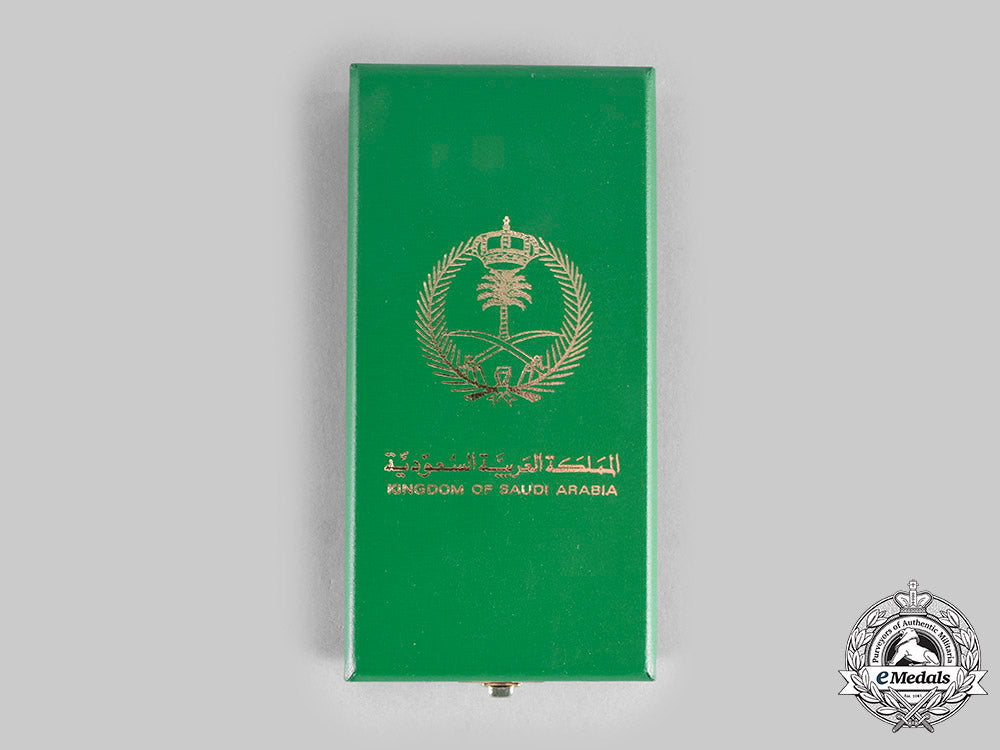 saudi_arabia,_kingdom._a_medal_for_the_liberation_of_kuwait1991__emd1865_c20_01775