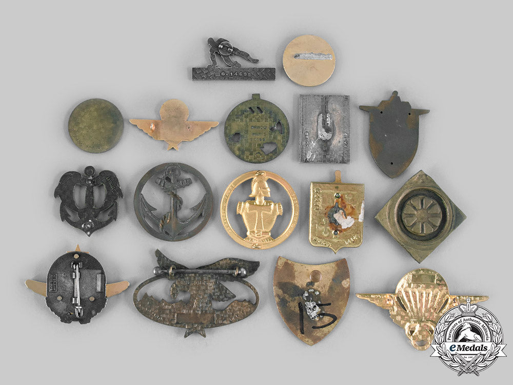 france,_republic._a_lot_of_sixteen_air_force,_army,_foreign_legion,_navy,_paratrooper_badges__emd1905_c20_01786_1