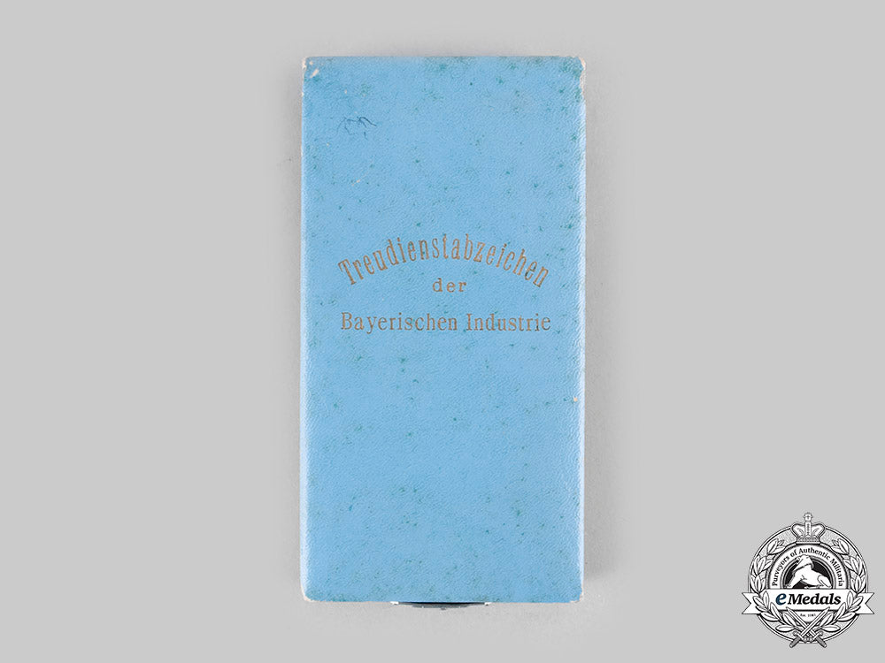 germany,_third_reich._a_bavarian_industry25-_year_faithful_service_badge,_with_case_and_miniature,_by_deschelr&_sohn__emd2178_c20_01848_1