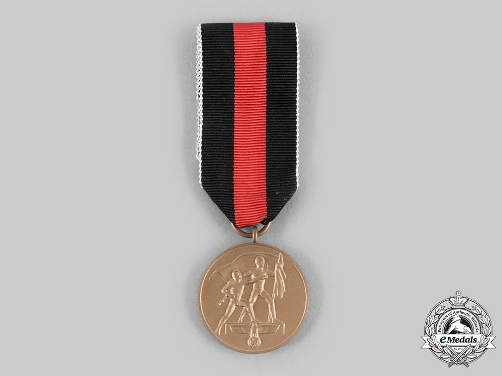 germany,_third_reich._a_sudetenland_medal_with_award_document,_flak_regiment231__emd3834_c20_02167