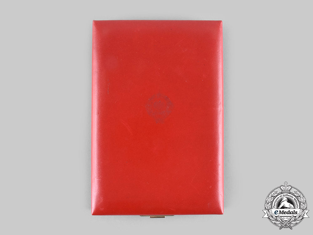 yugoslavia,_socialist_federal_republic._an_order_of_the_yugoslav_star,_iii_class__emd3911_c20_02134_c20_02149_1