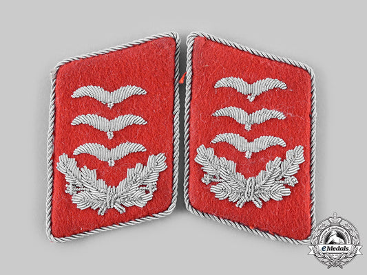 germany,_luftwaffe._a_set_of_luftwaffe_flak/_artillery_hauptmann_collar_tabs__emd4303_c20_02394_1