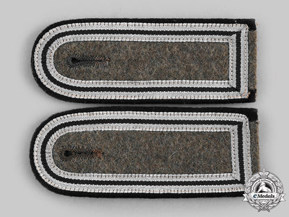 germany,_rad._a_set_of_reich_labour_service_truppführer_shoulder_straps__emd4331_c20_02403_1_1