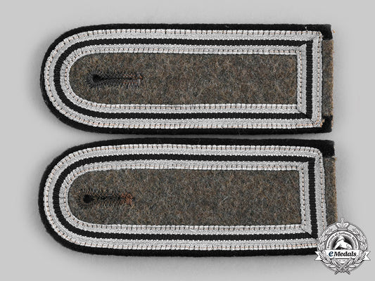 germany,_rad._a_set_of_reich_labour_service_truppführer_shoulder_straps__emd4331_c20_02403_1_1