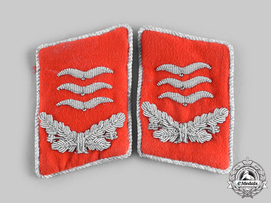 germany,_luftwaffe._a_set_of_luftwaffe_flak/_artillery_hauptmann_collar_tabs__emd4455_c20_02338_1