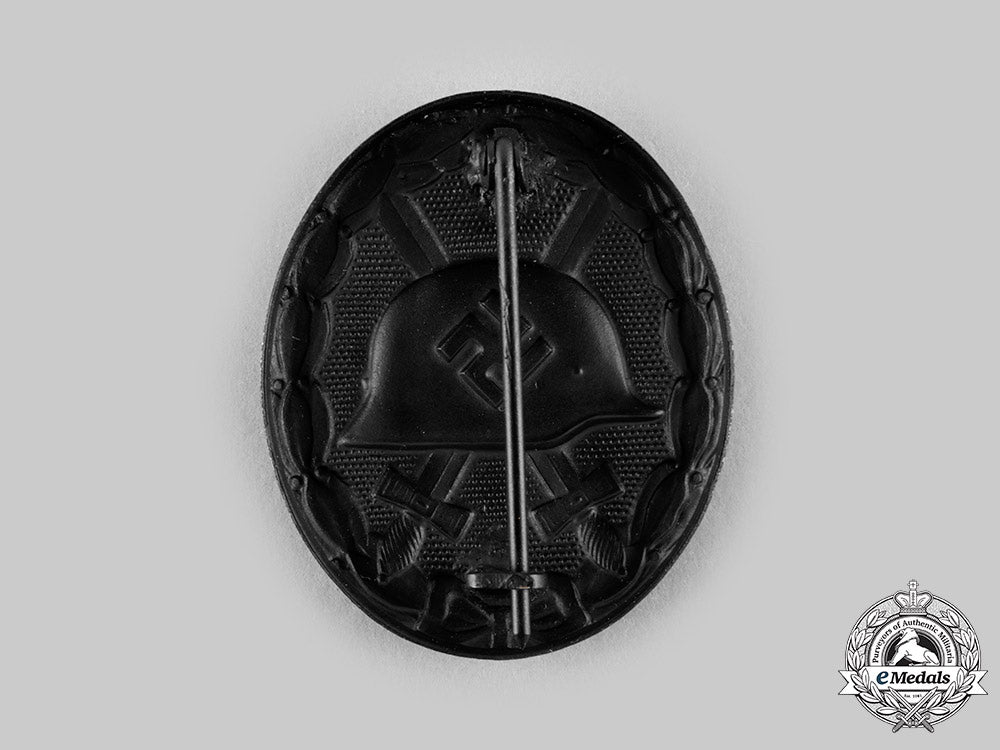 germany,_wehrmacht._a_wound_badge,_black_grade,_by_heinrich_wander__emd4653_c20_02308_2